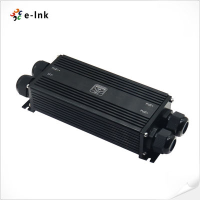 IP67 متوسع PoE Gigabit القوي 1 في 3 خارج + SFP 90W 400m